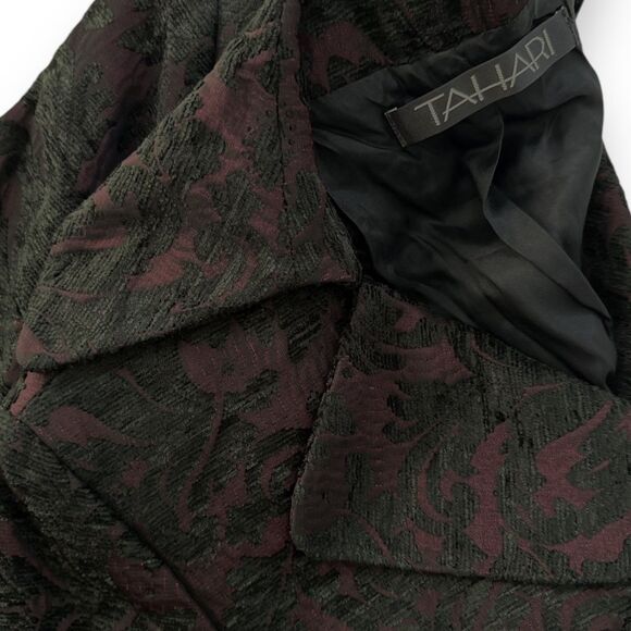 TAHARI Vintage With Tags Burgundy and Black Lined‎ Blazer Wm Sz 8 - Picture 5 of 9